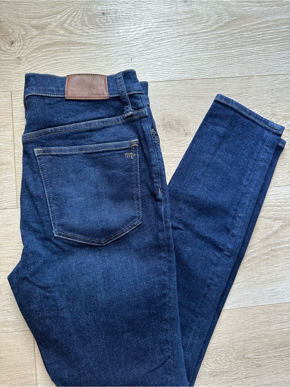 Madewell Women's Slim Straight Jeans in Deep Indigo